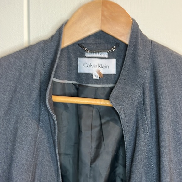 Elegant navy blue Calvin Klein blazer - excellent condition - Picture 2 of 8